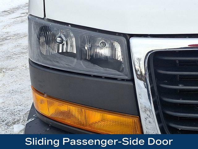 Used 2021 GMC Savana 2500 w/ Driver Convenience Package image 12