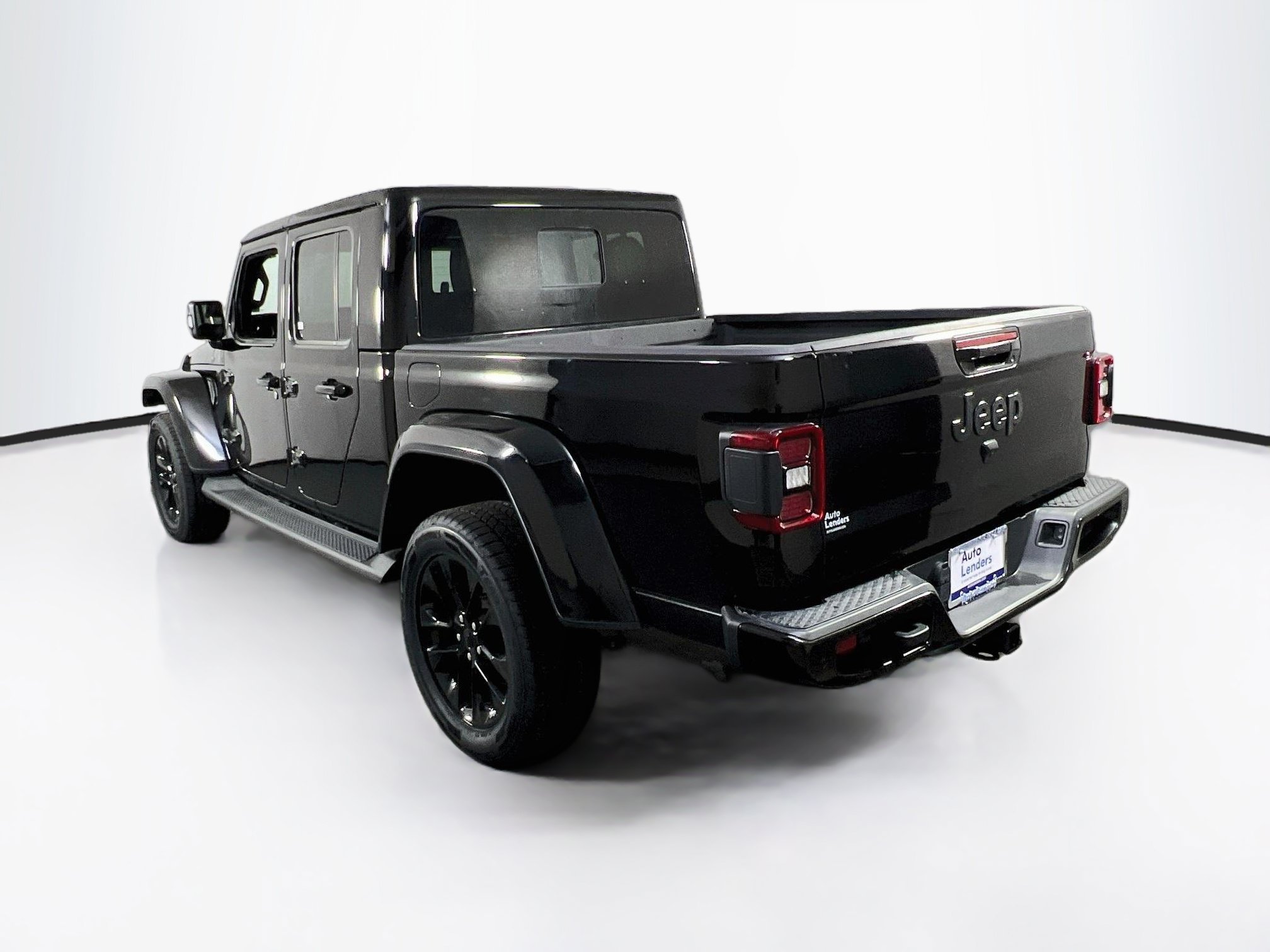 Used 2022 Jeep Gladiator Overland AWD/4WD image 7