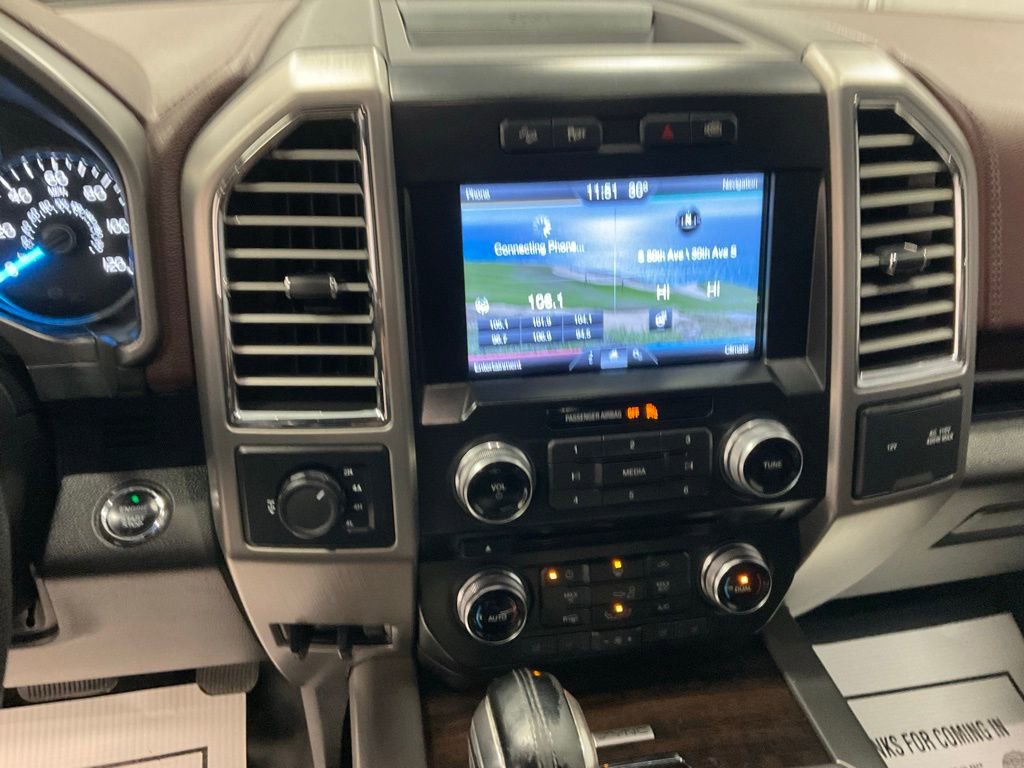 Used 2015 Ford F150 Platinum w/ Equipment Group 701A Luxury image 15