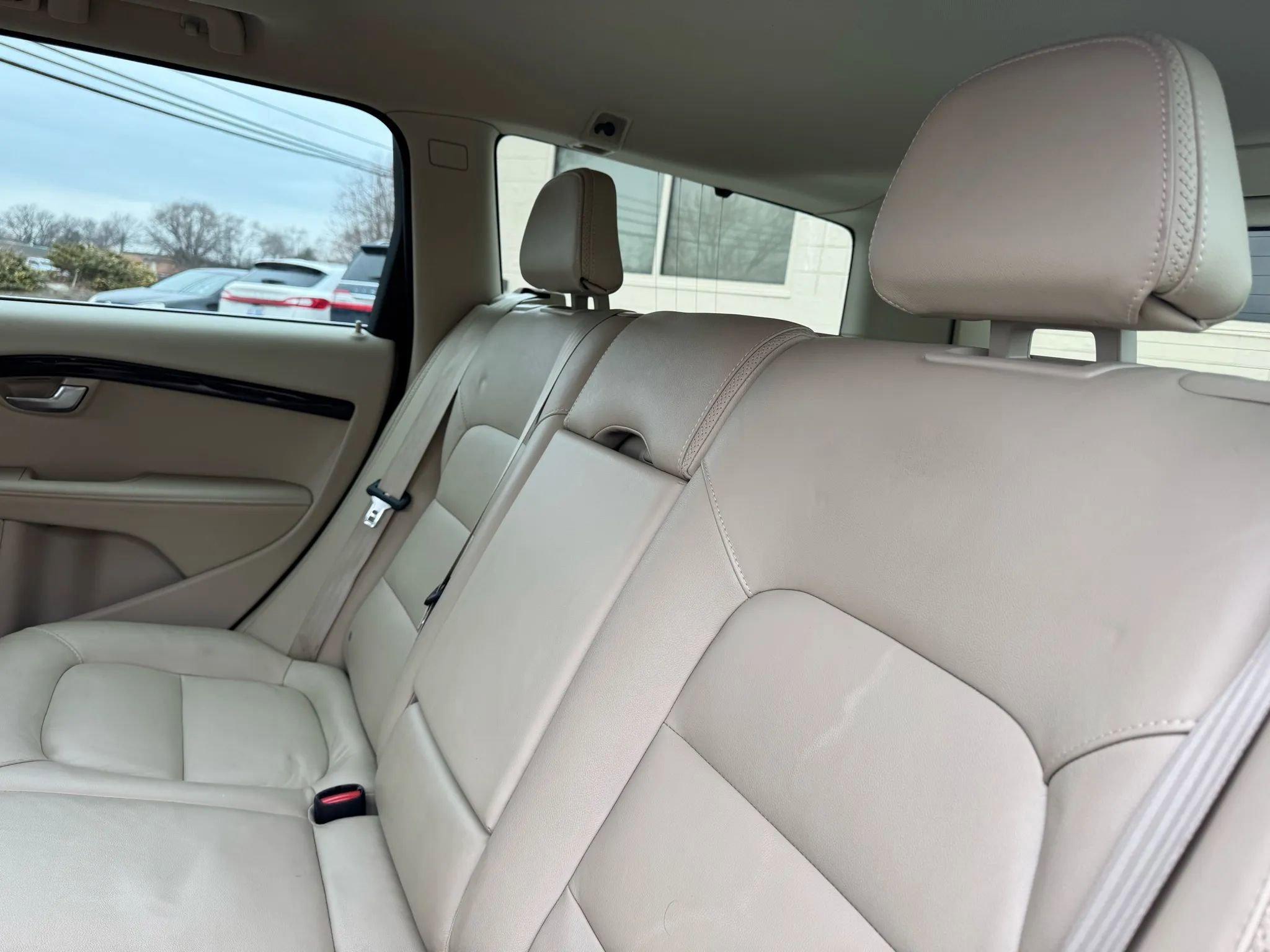 Used 2015 Volvo XC70 T5 Platinum image 36