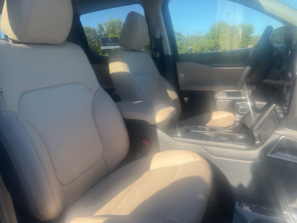 New 2025 Ford Ranger Lariat w/ Trailer Tow Package image 16