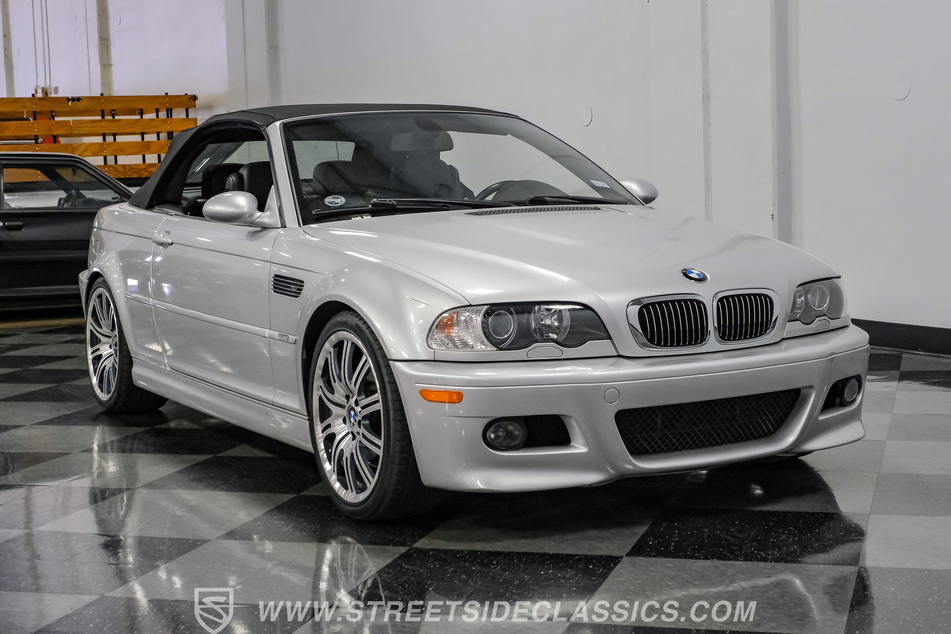 Used 2004 BMW M3 Convertible RWD image 17