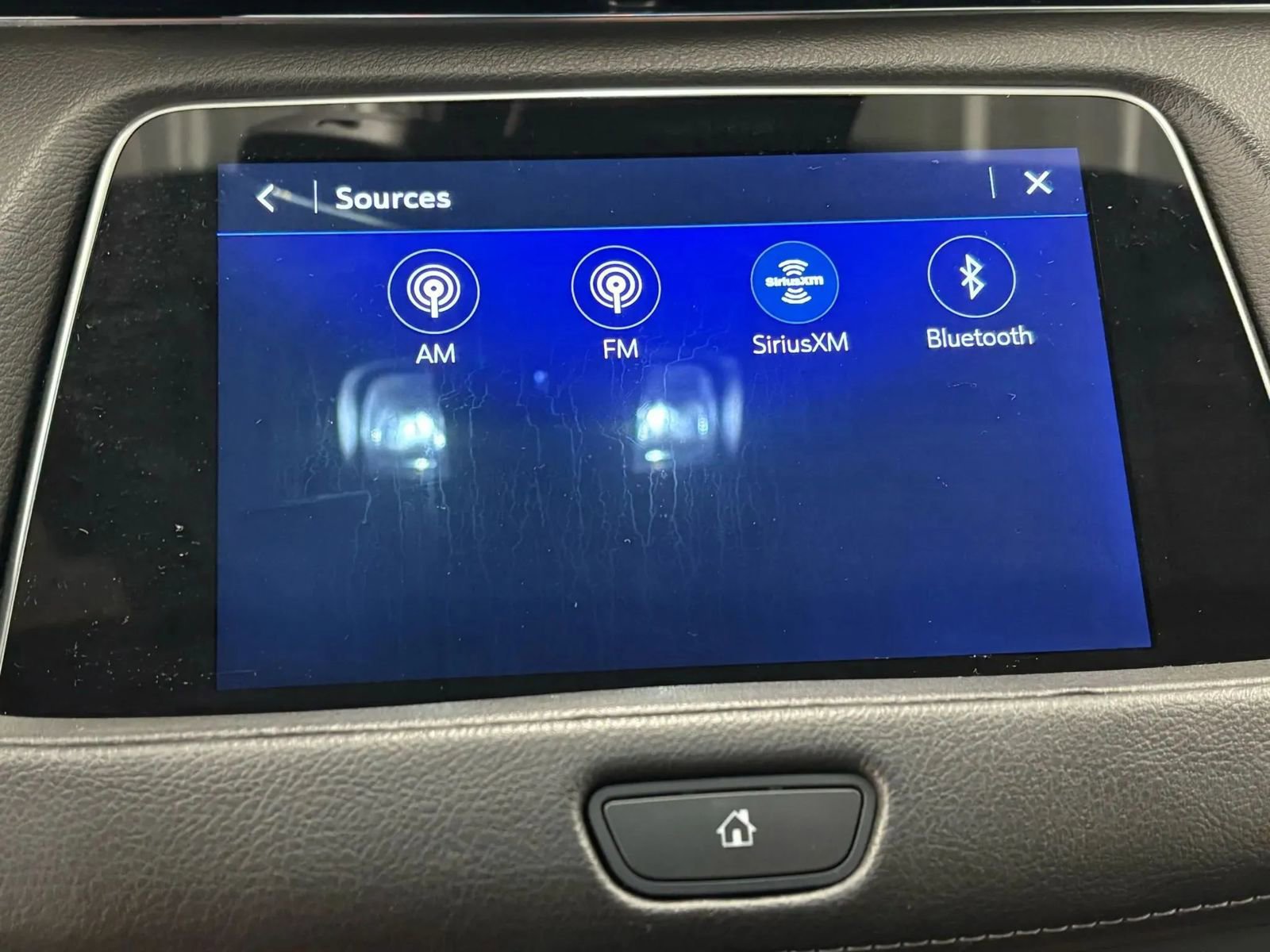 Used 2023 Cadillac XT4 Premium Luxury FWD image 39
