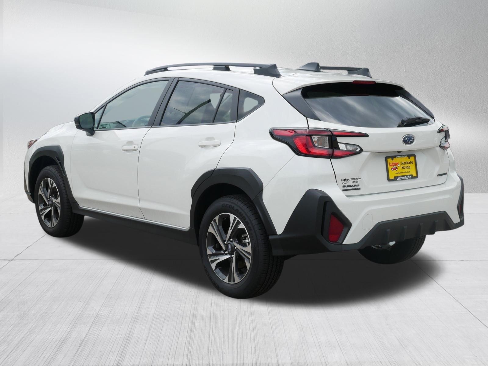 Used 2026 Subaru Crosstrek 2.5i Premium AWD/4WD image 5