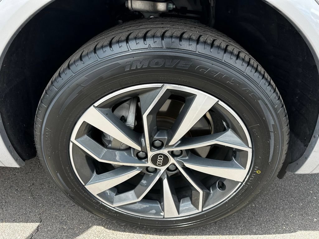 Used 2022 Audi Q5 2.0T Premium Plus AWD/4WD image 12