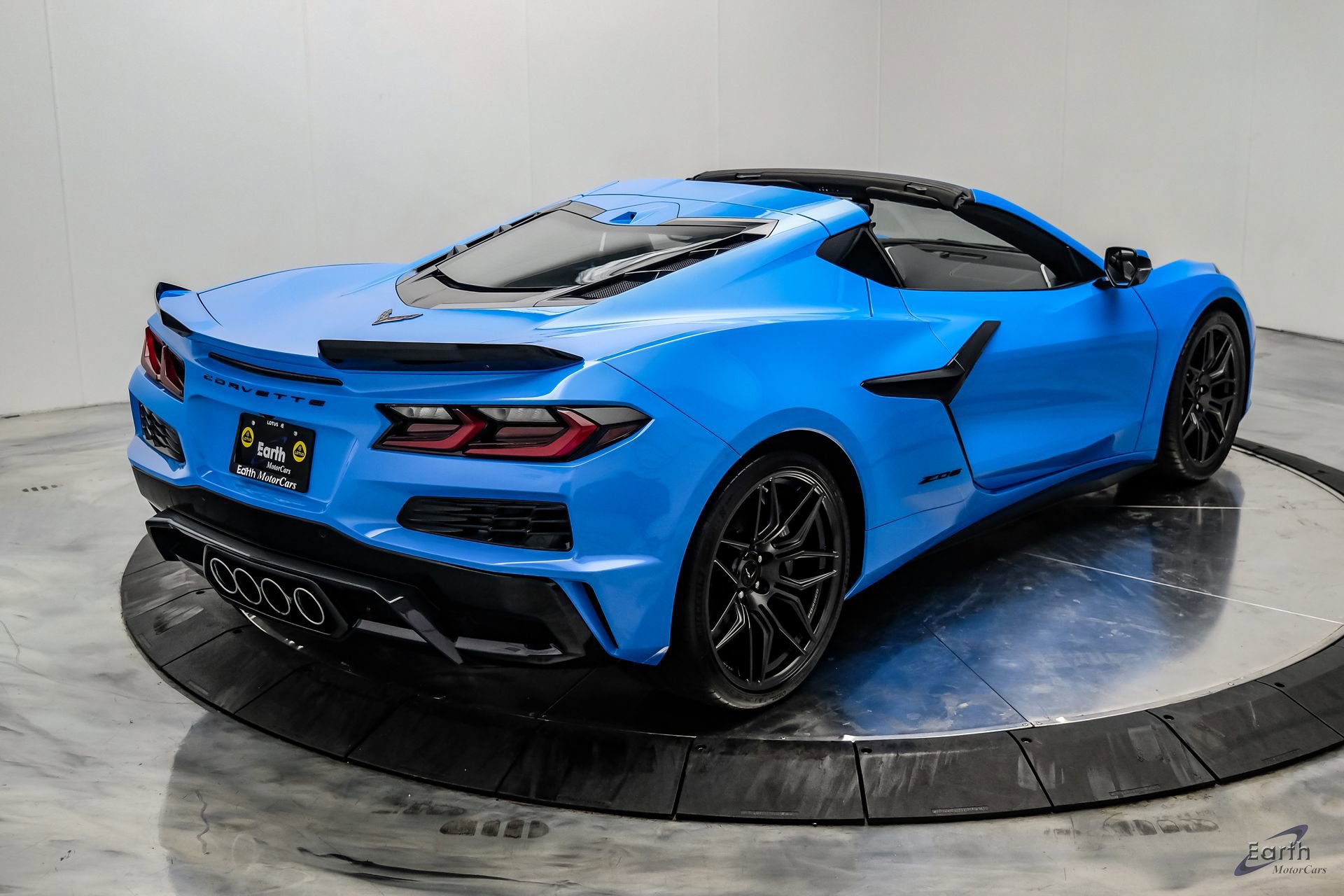 Used 2024 Chevrolet Corvette Z06 w/ Battery Protection Package RWD image 26