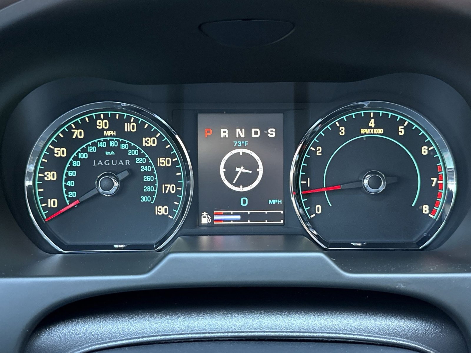 Used 2013 Jaguar XF R image 17