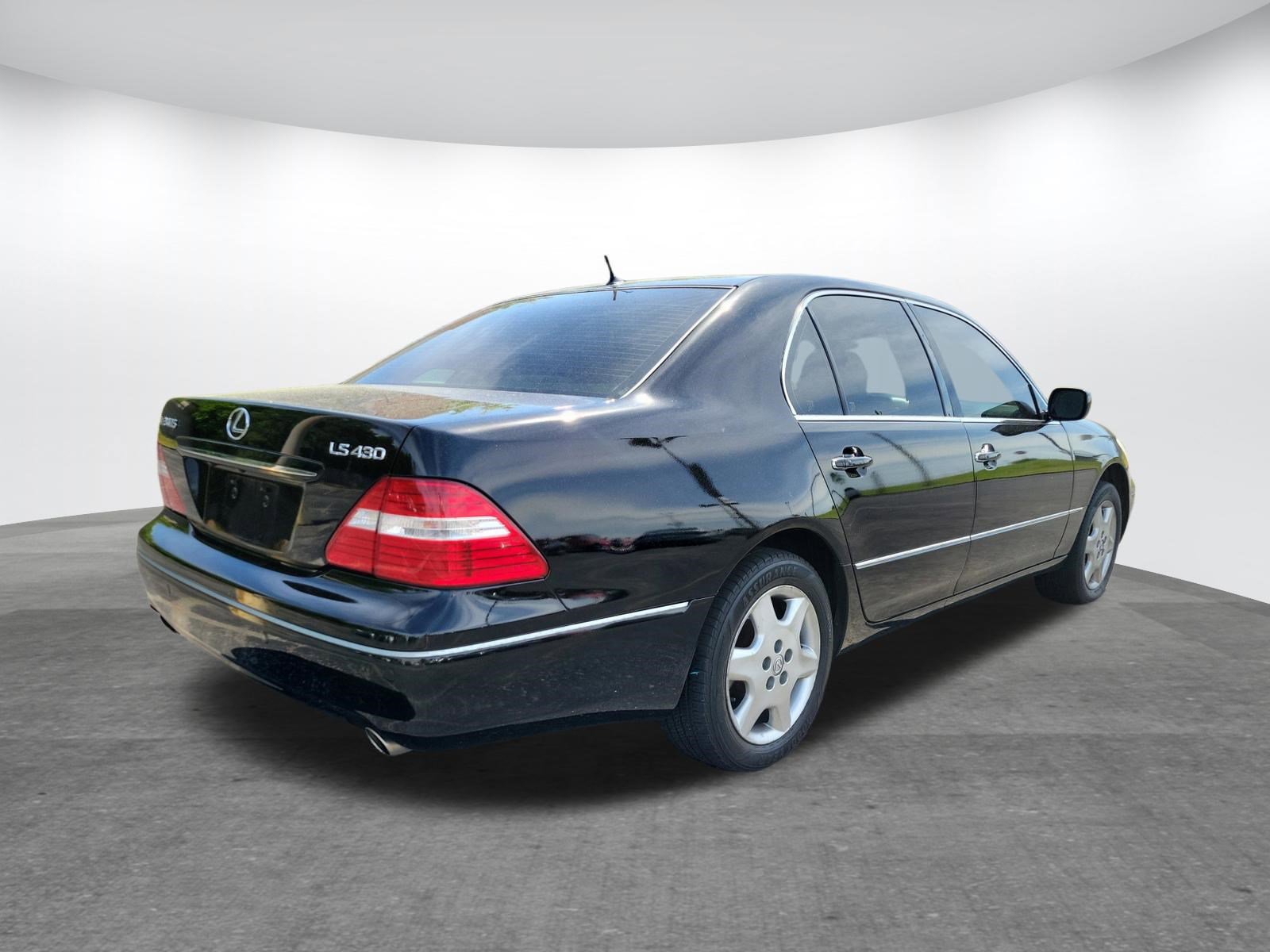 Used 2005 Lexus LS 430 RWD image 21