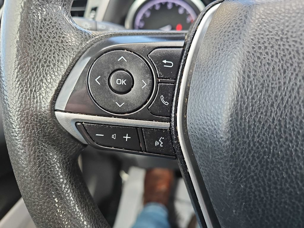 Used 2021 Toyota Camry LE FWD image 34