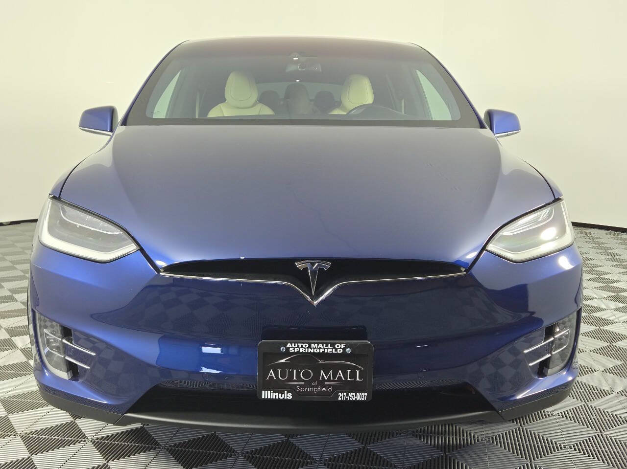 Used 2016 Tesla Model X 75D AWD/4WD image 2