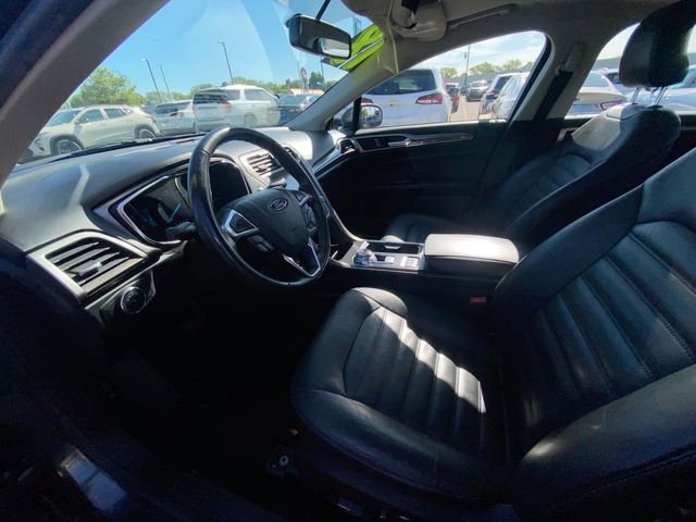Used 2018 Ford Fusion Energi SE FWD image 19