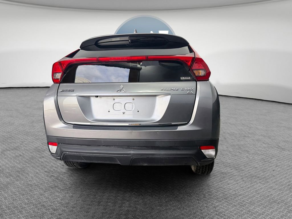 Used 2018 Mitsubishi Eclipse Cross ES image 4