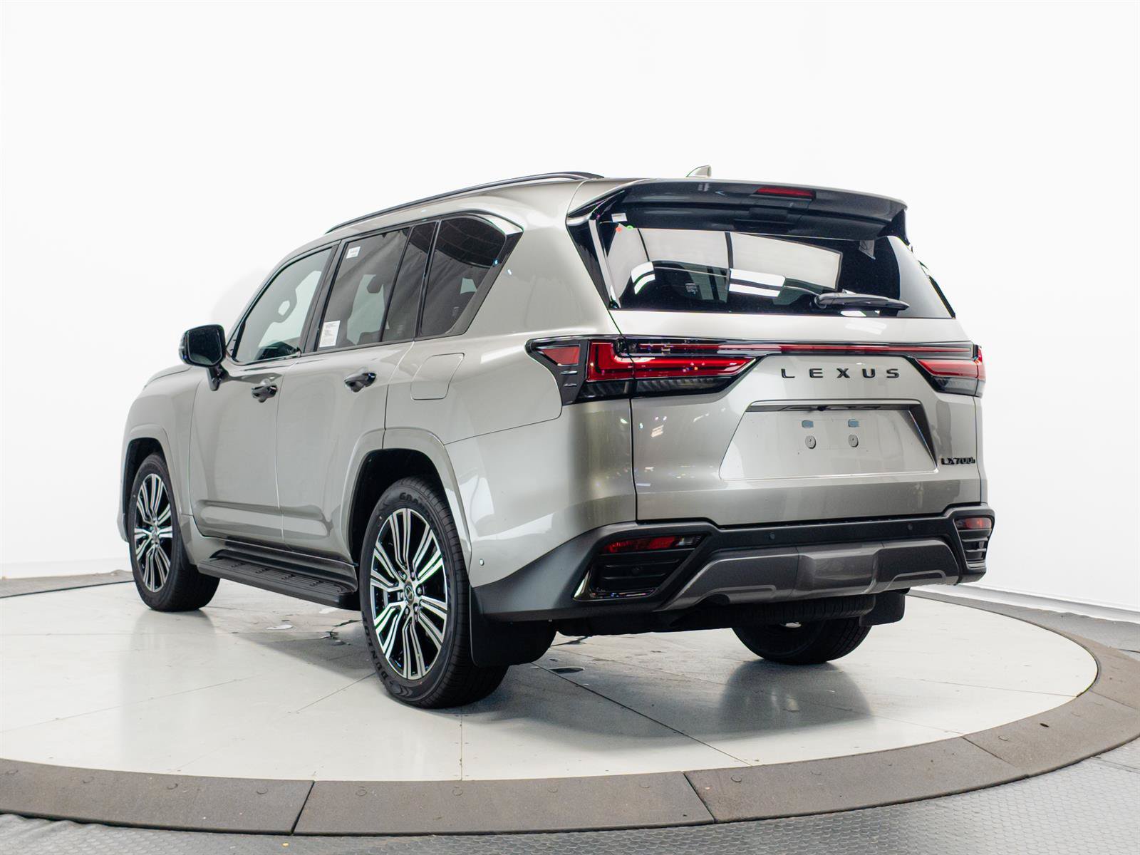 New 2026 Lexus LX 700h Luxury w/ Appearance Package AWD/4WD image 10