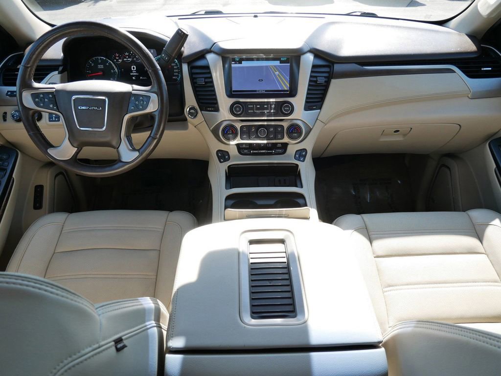 Used 2018 GMC Yukon Denali w/ Denali Ultimate Package AWD/4WD image 14
