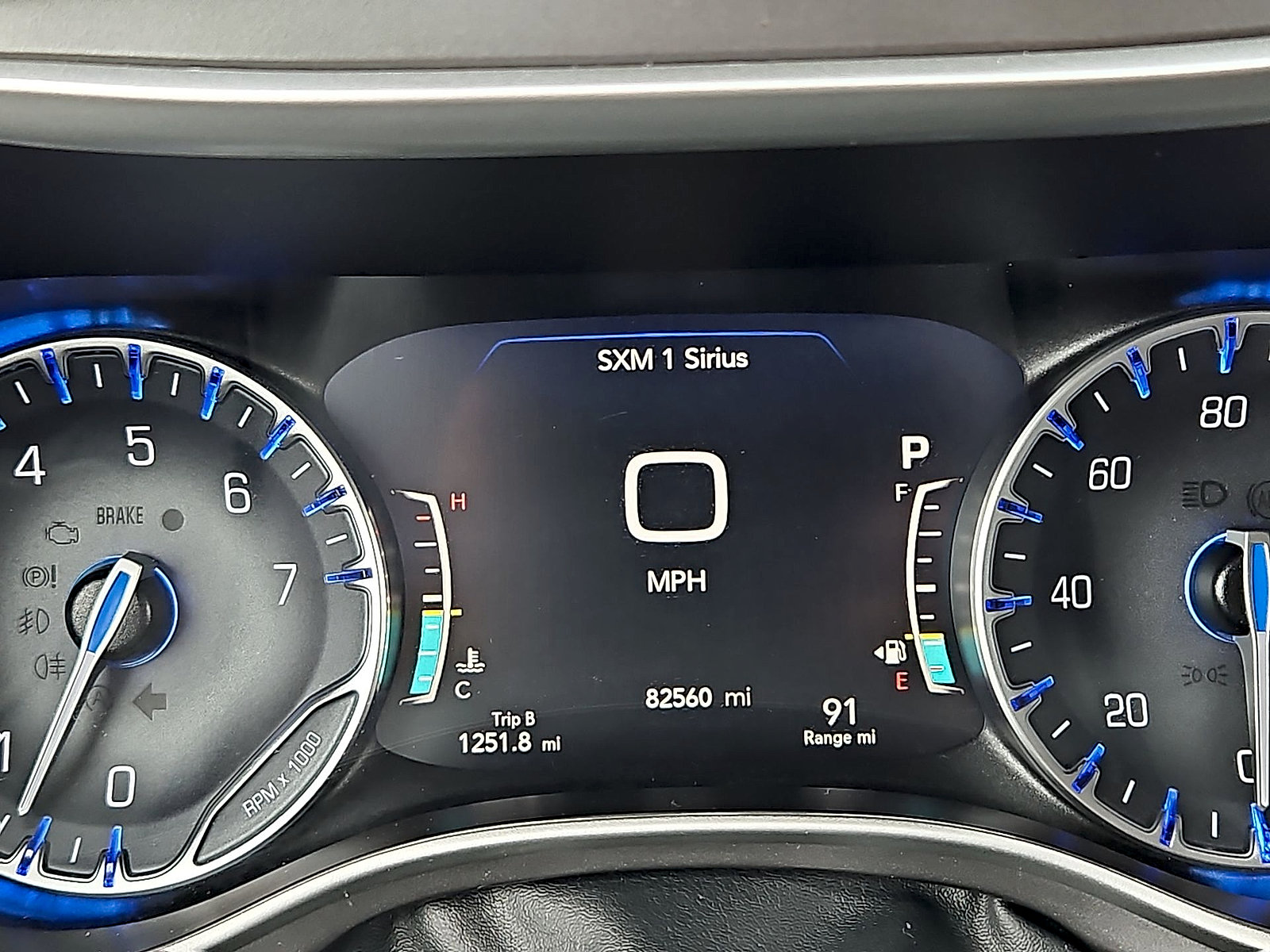 Used 2024 Chrysler Pacifica Touring-L FWD image 13