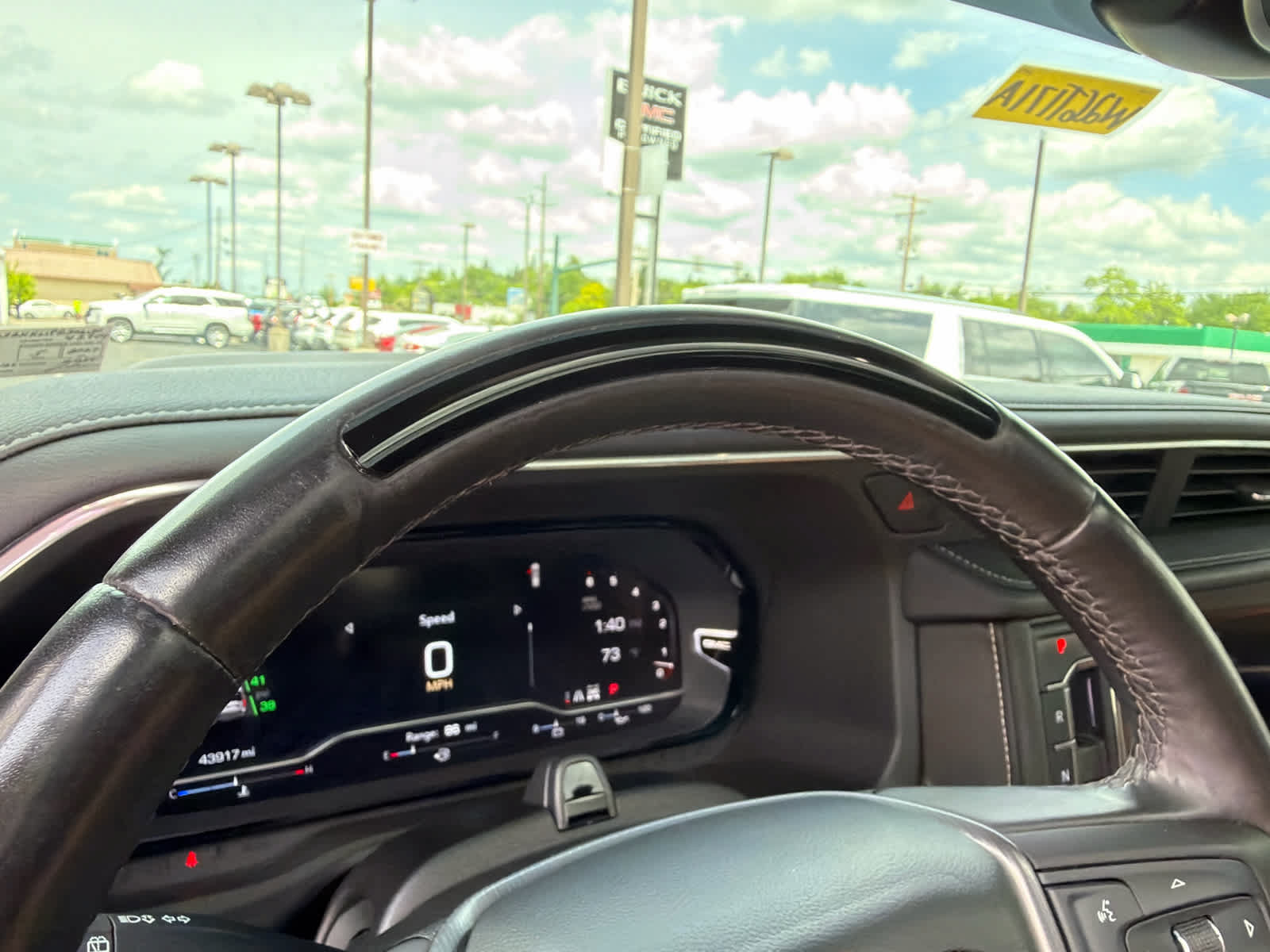 Used 2023 GMC Yukon XL Denali Ultimate AWD/4WD image 25