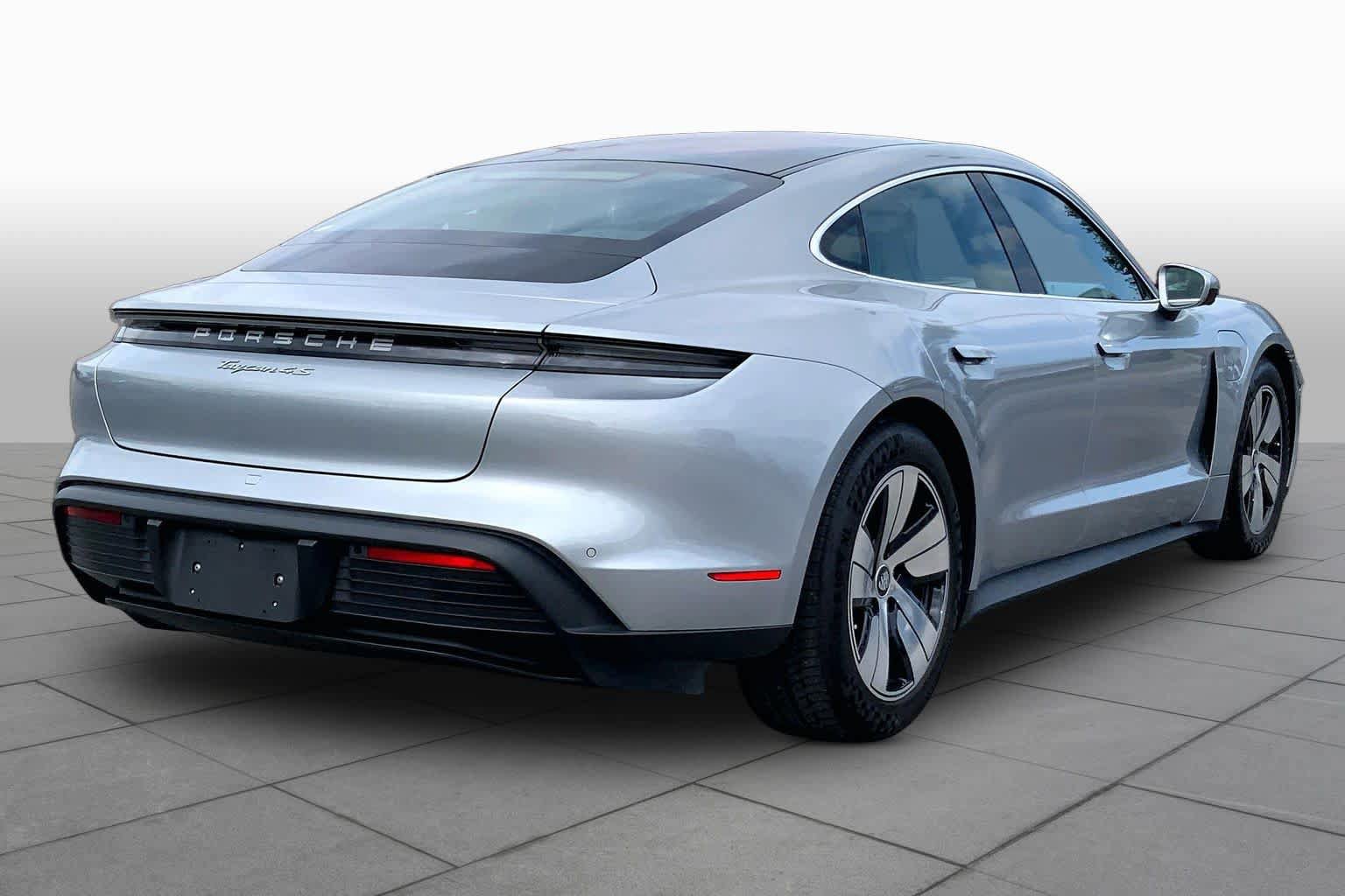 Used 2021 Porsche Taycan 4S w/ Premium Package AWD/4WD image 12
