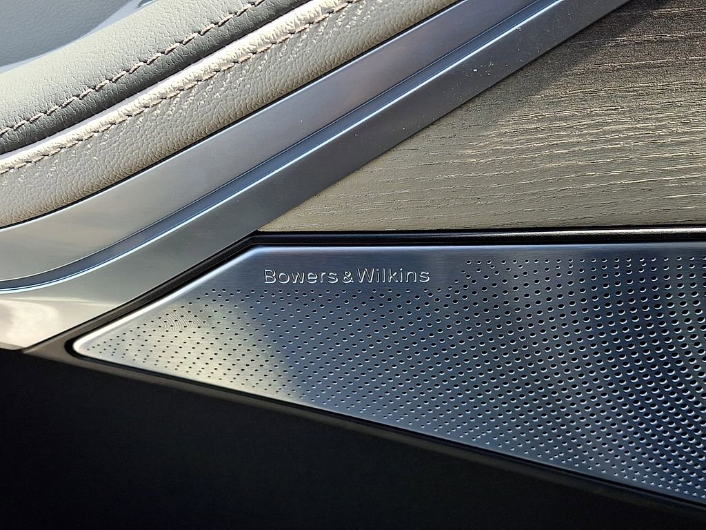 New 2026 BMW ALPINA XB7 AWD/4WD image 19