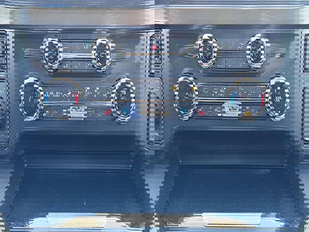 New 2025 Ford F250 Lariat w/ Lariat Ultimate Package image 15