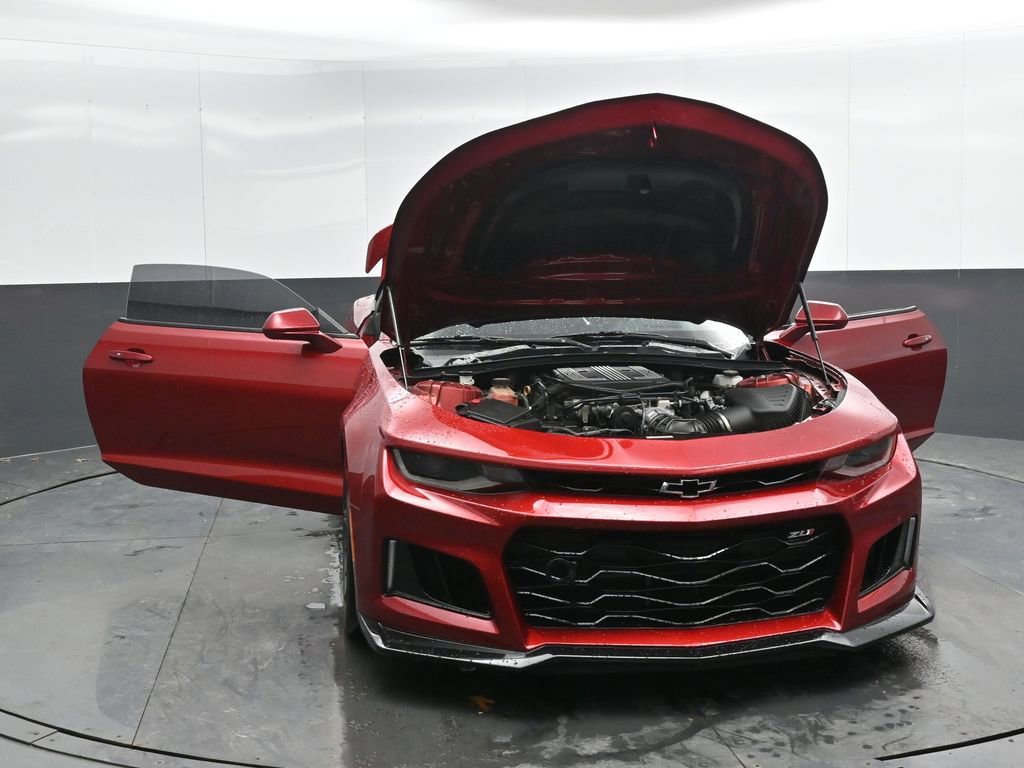 Used 2021 Chevrolet Camaro ZL1 image 50