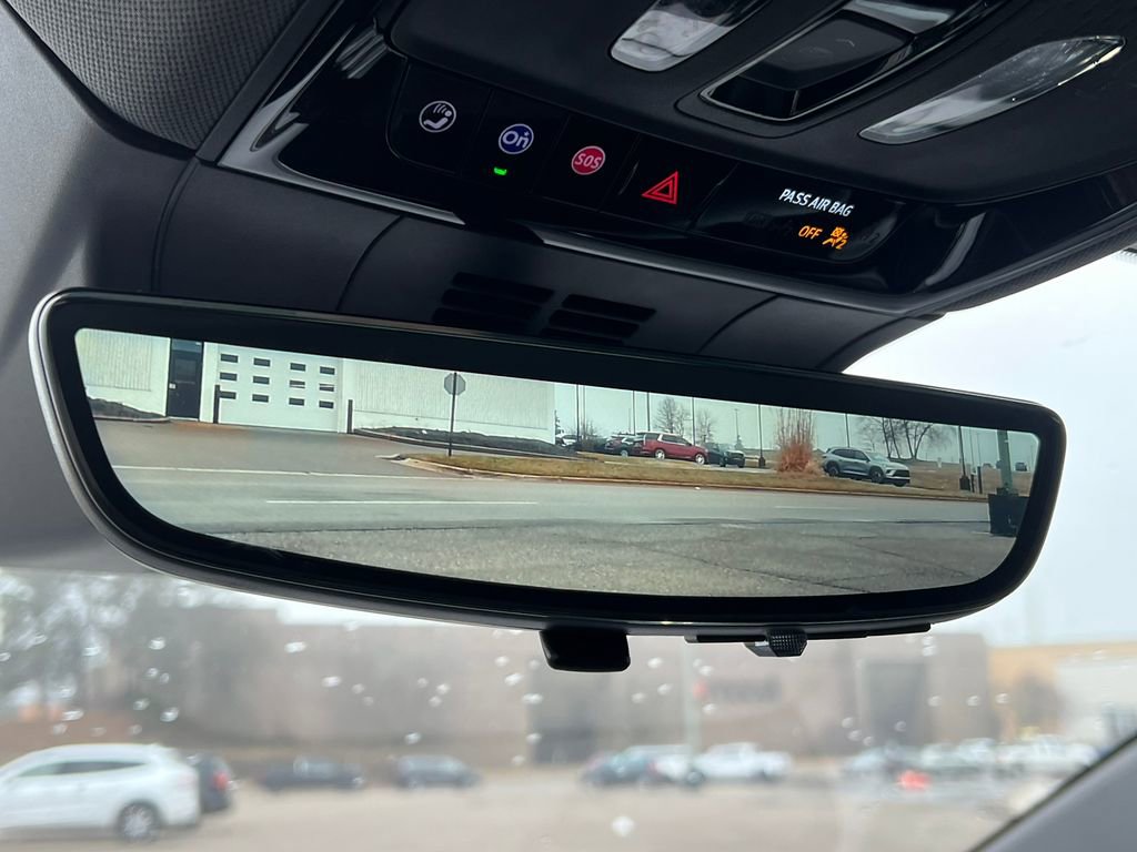 New 2026 Cadillac Optiq Sport 1 image 27