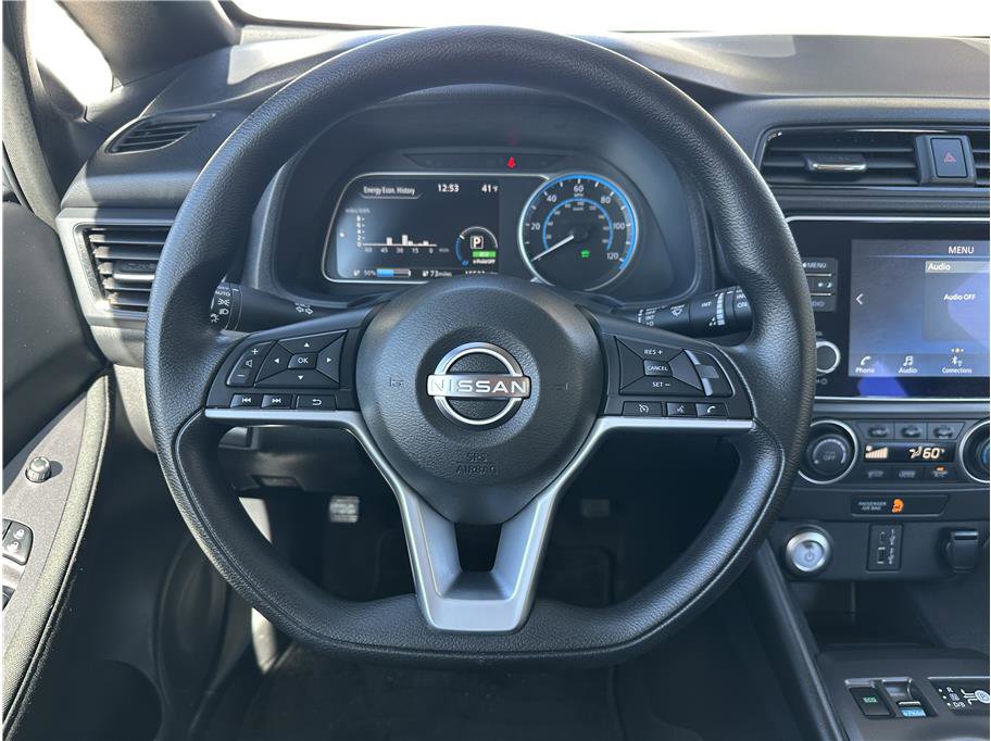 Used 2025 Nissan Leaf S image 19