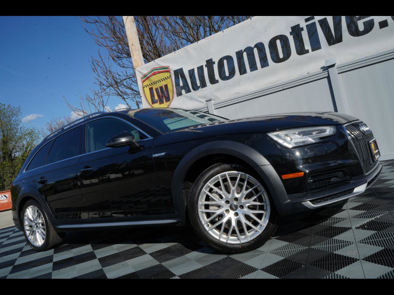 Used 2017 Audi A4 2.0T allroad Premium Plus AWD/4WD image 1