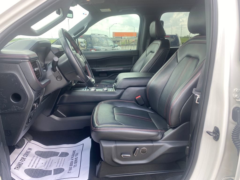 Used 2024 Ford Expedition Max Limited AWD/4WD image 19