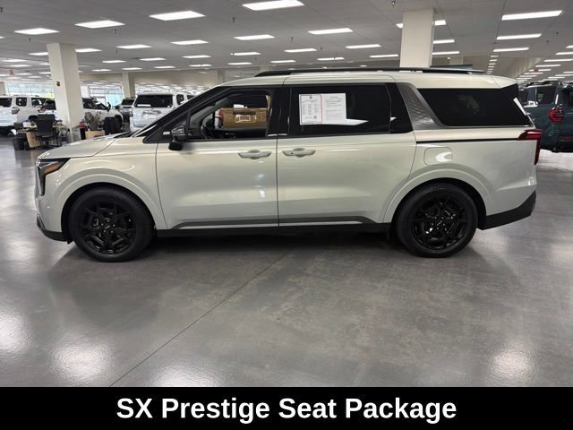 Used 2025 Kia Carnival SX Prestige FWD image 4
