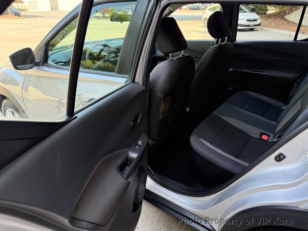 Used 2019 Nissan Kicks S image 12