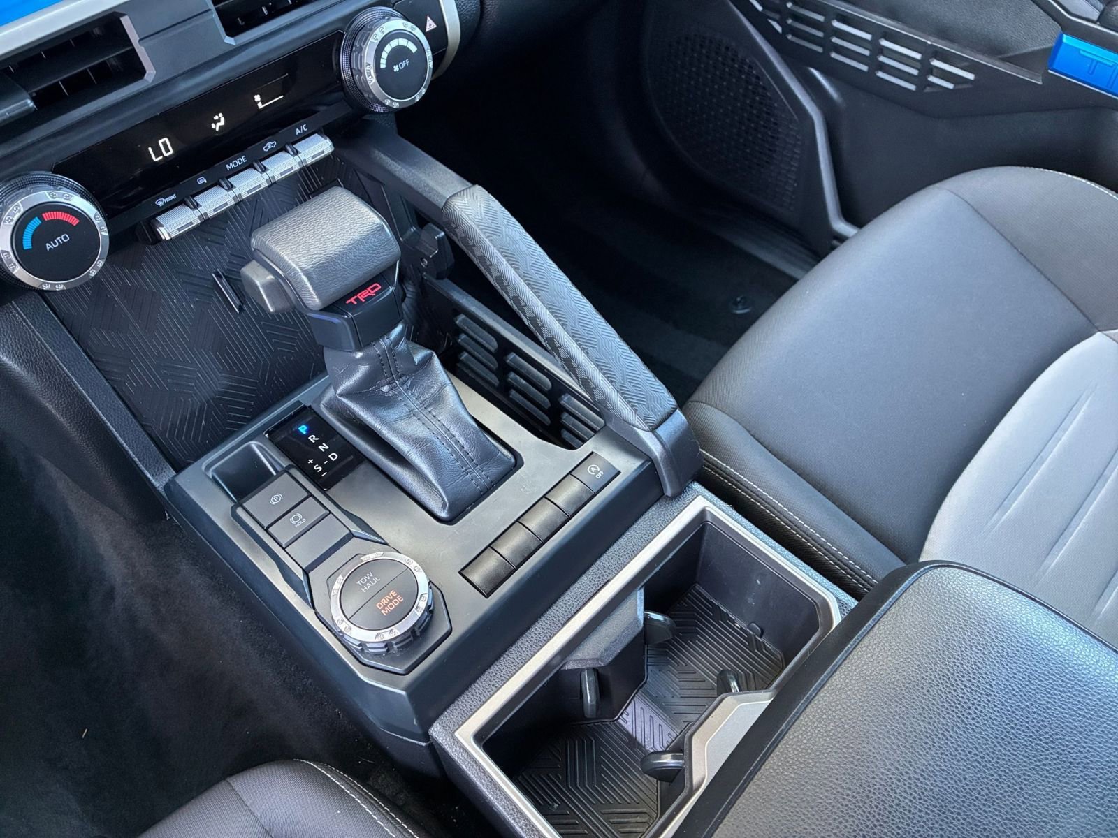 Used 2024 Toyota Tacoma TRD Sport image 41