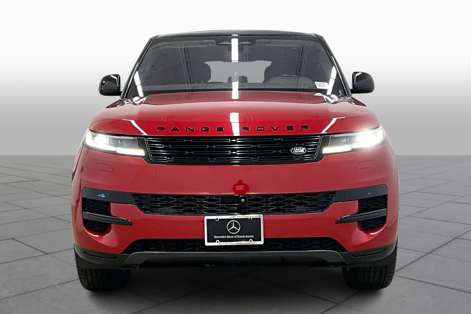 Used 2023 Land Rover Range Rover Sport SE AWD/4WD image 4