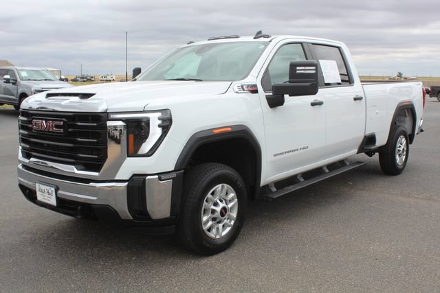 Used 2025 GMC Sierra 2500 Pro w/ Convenience Package AWD/4WD image 8
