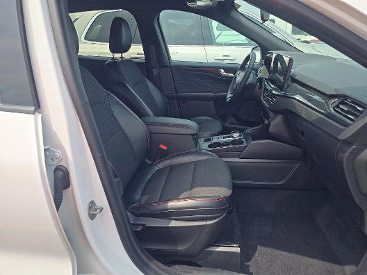 Used 2023 Ford Escape ST-Line w/ Tech Pack #1 AWD/4WD image 8