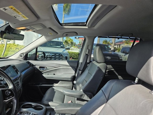 Used 2021 Honda Pilot Special Edition image 13