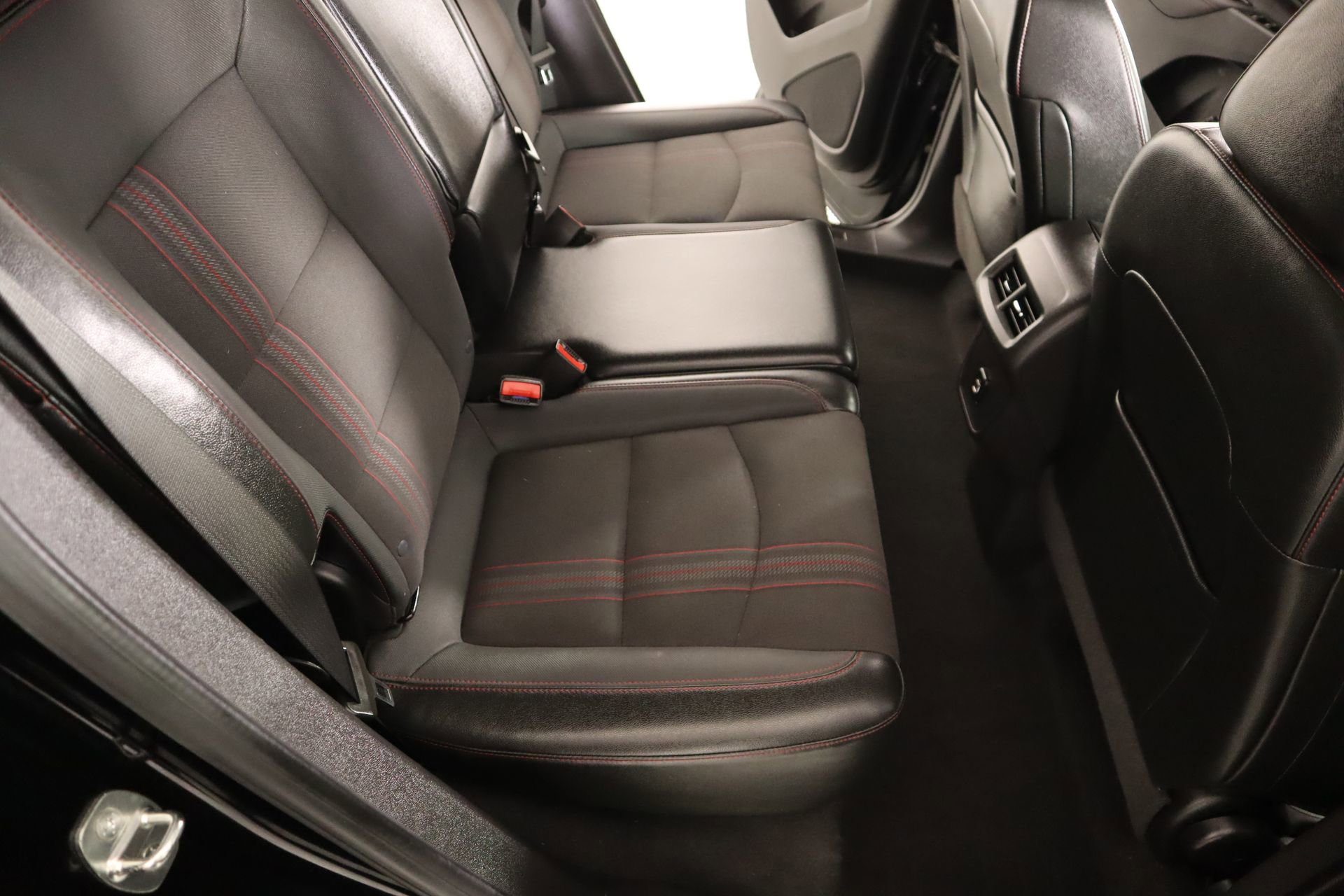 Used 2024 Chevrolet Equinox RS w/ LPO, Floor Liner Package FWD image 14