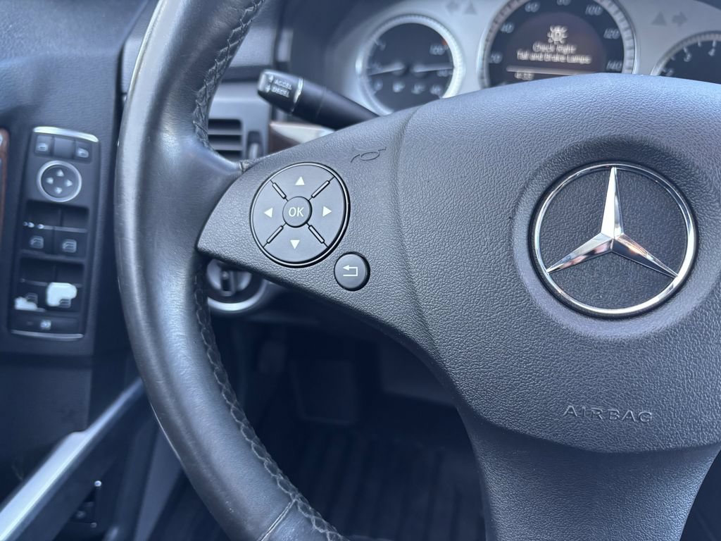 Used 2012 Mercedes-Benz GLK 350 4MATIC image 16