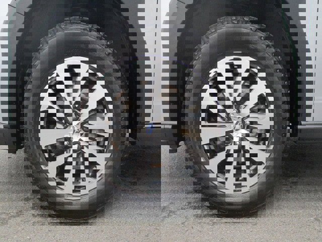 Used 2024 Subaru Outback Premium image 8