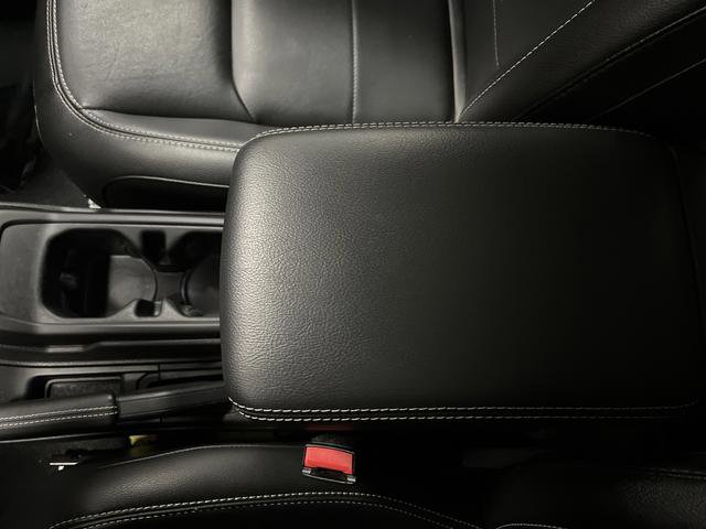 Used 2023 Jeep Wrangler Unlimited Sahara w/ Cold Weather Group image 19