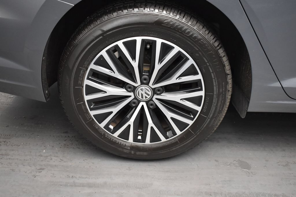 Used 2021 Volkswagen Jetta SE FWD image 16