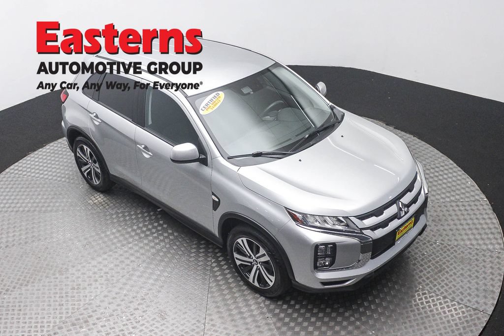 Used 2025 Mitsubishi Outlander Sport SE AWD/4WD image 3