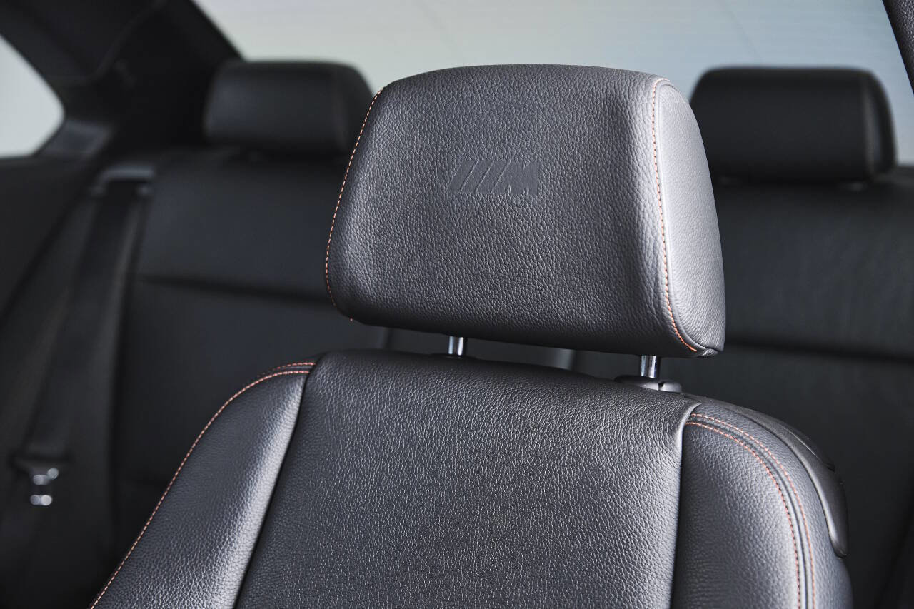 Used 2011 BMW 1 Series M image 53