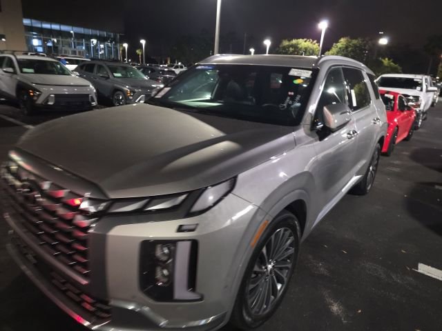 Used 2025 Hyundai Palisade Calligraphy image 11