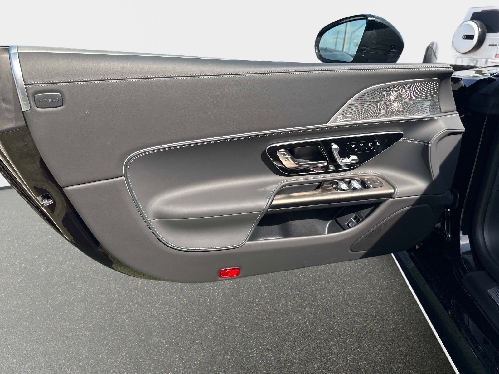 New 2026 Mercedes-Benz SL 55 AMG 4MATIC image 21