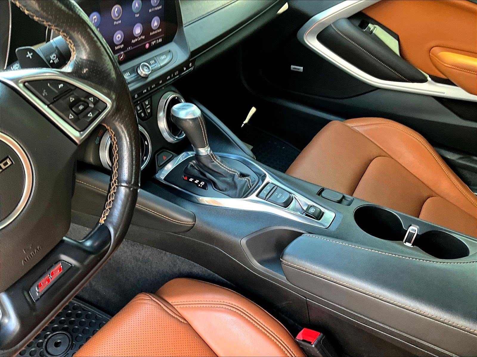 Used 2019 Chevrolet Camaro SS w/ Black Appearance Package RWD image 16