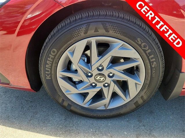 Used 2024 Hyundai Elantra SEL image 20