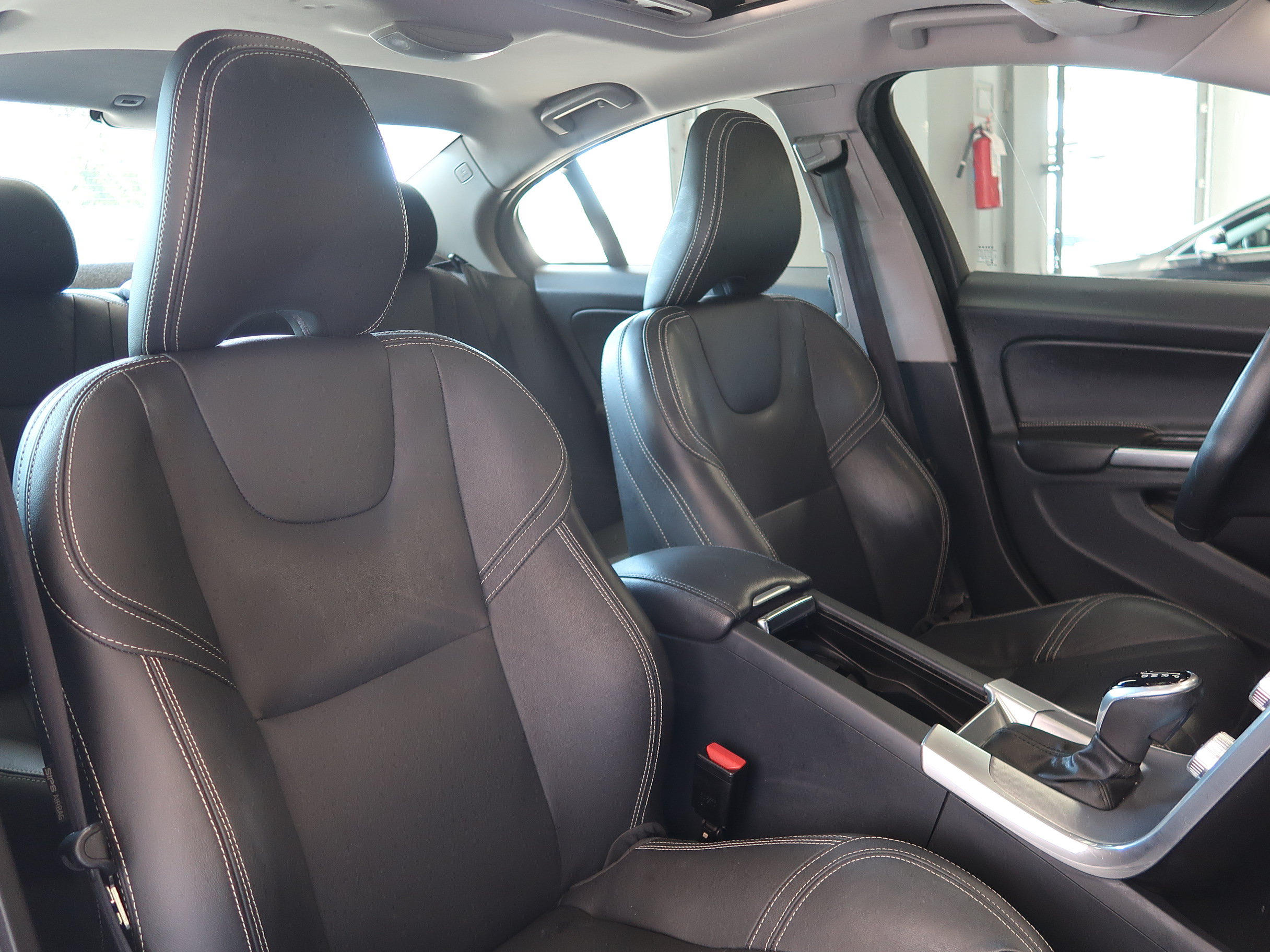Used 2017 Volvo S60 T5 Dynamic FWD image 24