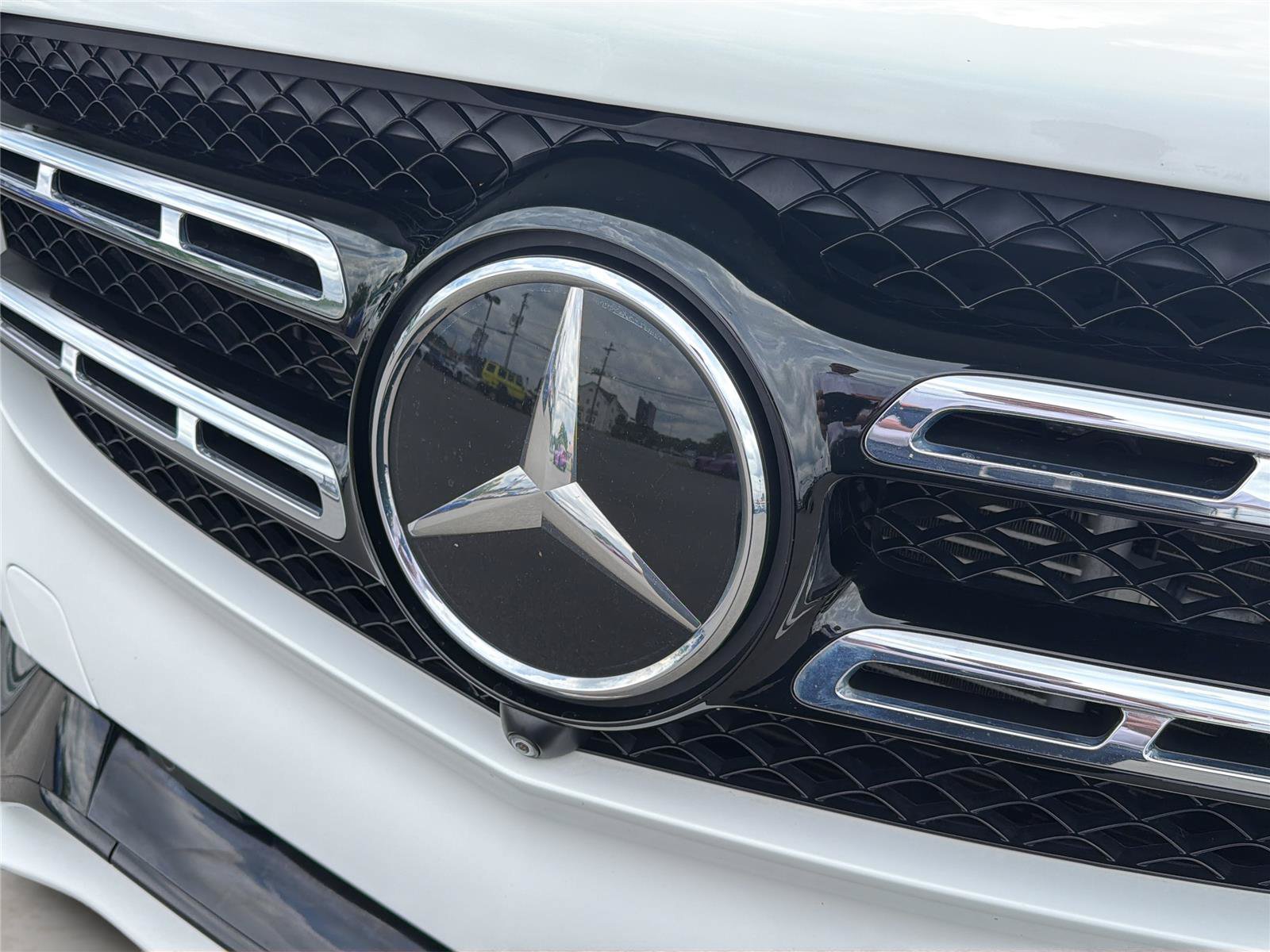 Used 2017 Mercedes-Benz GLS 63 AMG 4MATIC w/ AMG Night Styling Package image 9