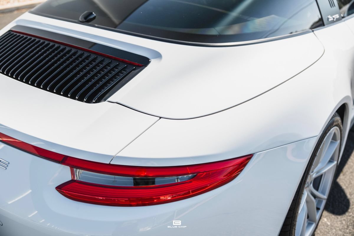 Used 2019 Porsche 911 Targa 4 AWD/4WD image 27