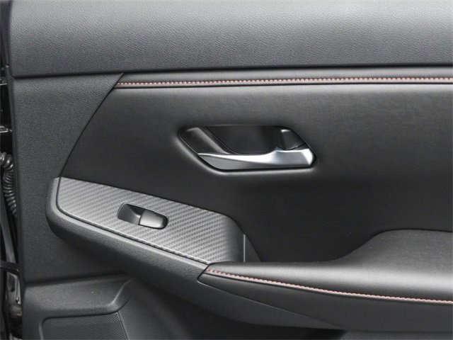 Used 2025 Nissan Sentra SR w/ SR Premium Package image 31